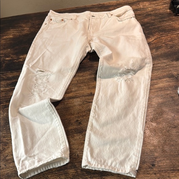 White 501 ct size 29 jeans distressed - Picture 2 of 16